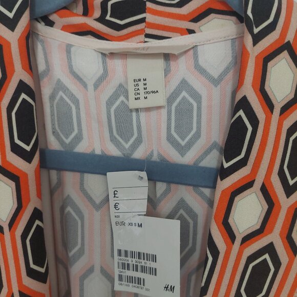 H&M H & M HM Trend Pink Floral Designer Style Kimono Robe Tag M , L XL NWT - Picture 5 of 8